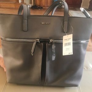 NINE WEST GRAY HANDBAG.